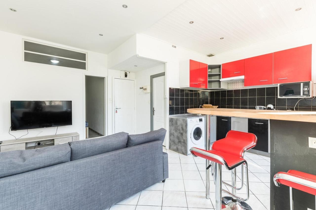 Ideally Placed To Visit Toulon + Bright Flat - Idealement Place Pour Visiter Toulon + Lumineux Eksteriør billede