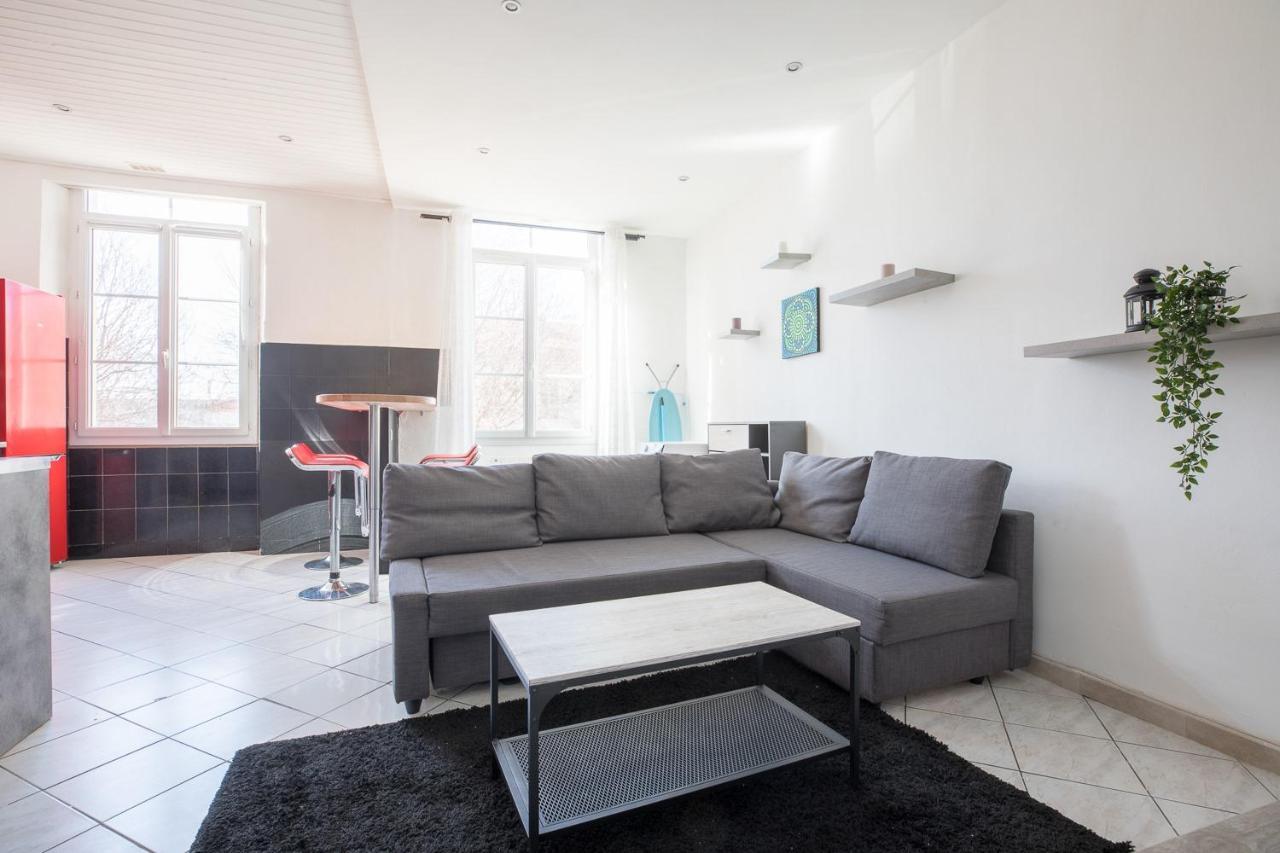 Ideally Placed To Visit Toulon + Bright Flat - Idealement Place Pour Visiter Toulon + Lumineux Eksteriør billede